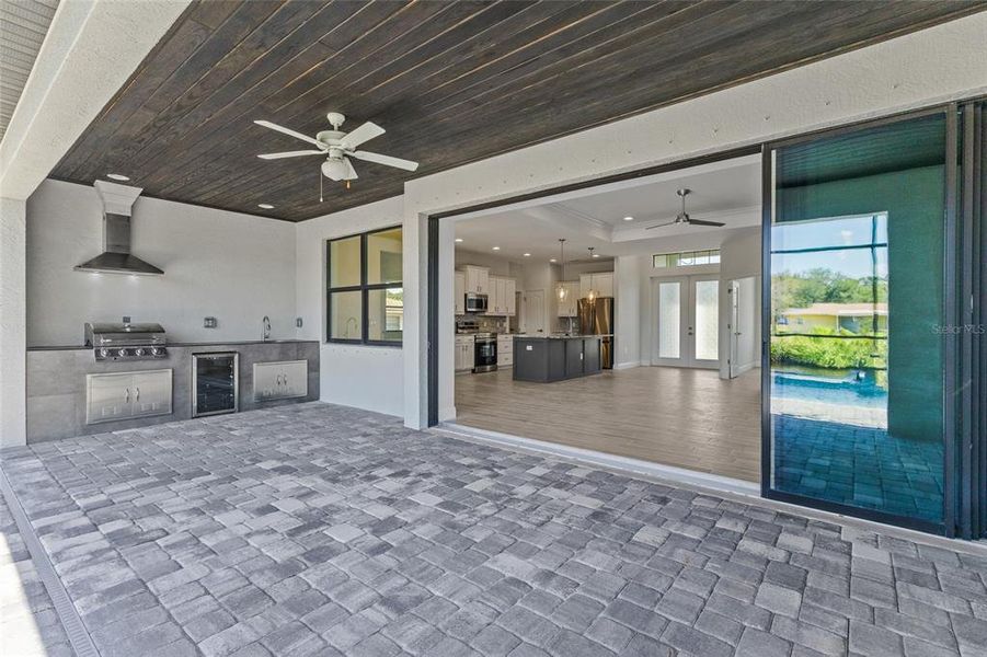 Exterior details and patio area of a home in , Port Charlotte (Image 19).