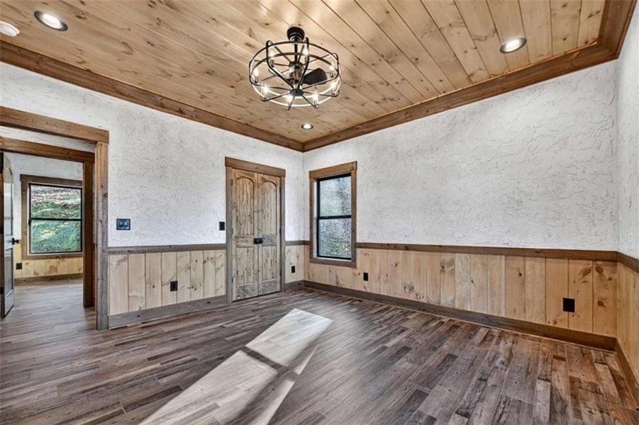 Image 44 of a home in .