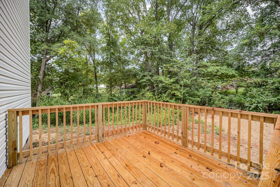 Image 18 of a home in .