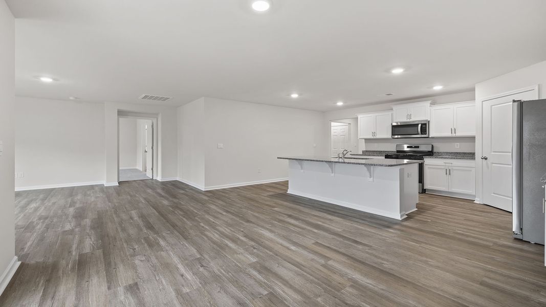 Spacious, unfurnished interior of a new home in Cedar Gap, Fountain Inn (Image 27). Spacious, unfurnished interior of a new home in Cedar Gap, Fountain Inn (Image 27).