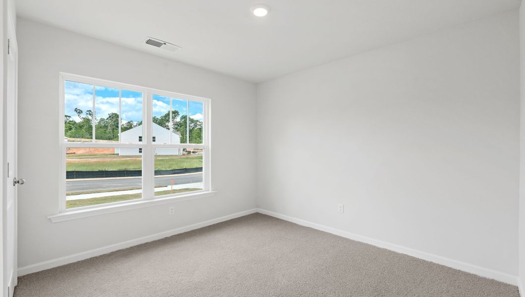 Spacious, unfurnished interior of a new home in Treemont Commons, Wellford (Image 15).