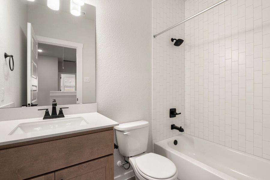 Furnished interior view inside a new home in Park Central, Georgetown (Image 17).