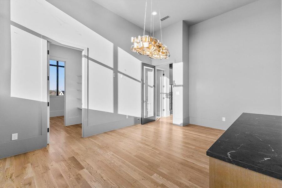 Spacious, unfurnished interior of a new home in , Heath (Image 28).