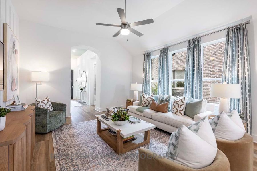 Furnished interior view inside a new home in Grand Central Park: 40ft. lots, Conroe (Image 6). Furnished interior view inside a new home in Grand Central Park: 40ft. lots, Conroe (Image 6).