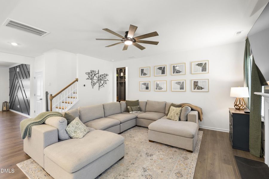 010- Living Room 2