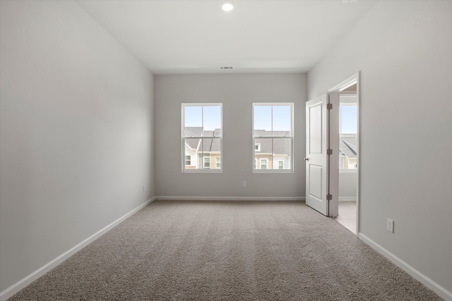 Spacious, unfurnished interior of a new home in Renaissance at White Oak, Garner (Image 21).