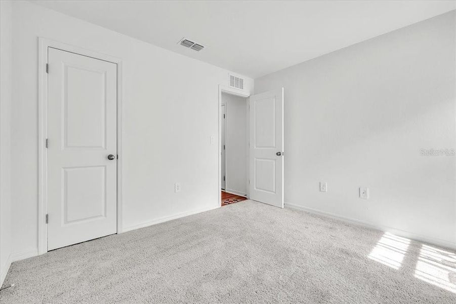 Spacious, unfurnished interior of a new home in , Punta Gorda (Image 21). Spacious, unfurnished interior of a new home in , Punta Gorda (Image 21).