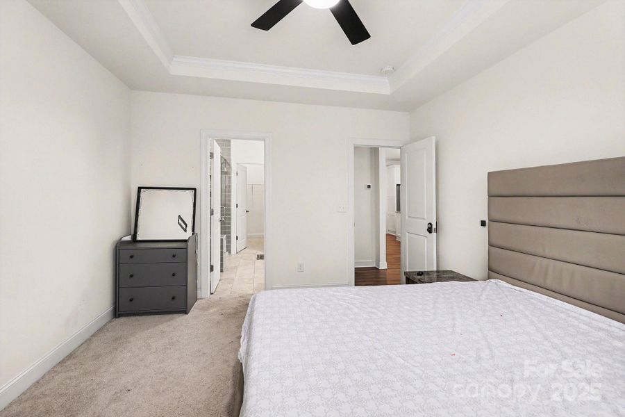 Furnished interior view inside a new home in , Harrisburg (Image 12).