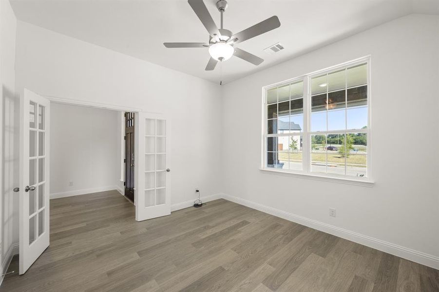 951 Anvil Ct- Study-1