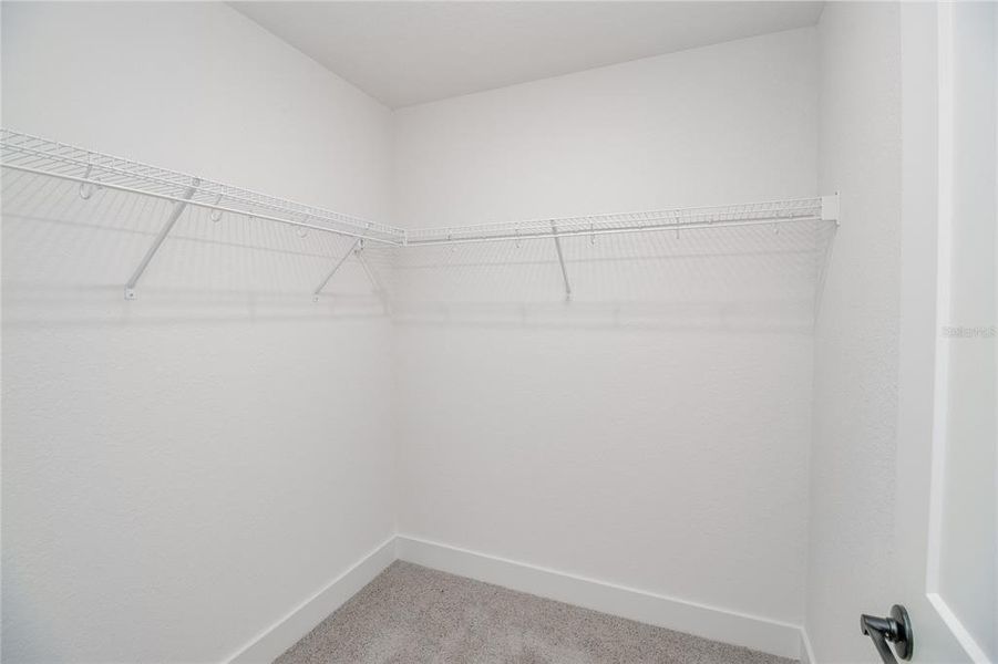 Spacious, unfurnished interior of a new home in Hickory Ridge Estates, Lake Wales (Image 16).