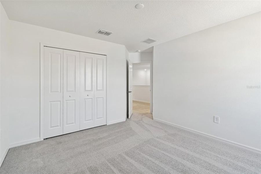 Spacious, unfurnished interior of a new home in Southpointe, Palmetto (Image 14).