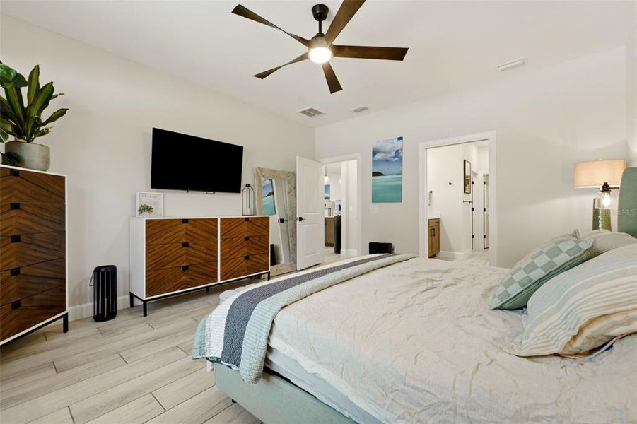 Furnished interior view inside a new home in , Bradenton (Image 41). Furnished interior view inside a new home in , Bradenton (Image 41).