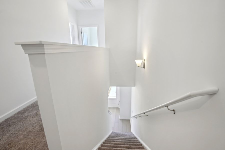 Spacious, unfurnished interior of a new home in Wilson Meadows, Clarksville (Image 19).