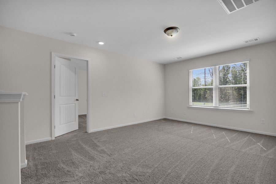 Spacious, unfurnished interior of a new home in Hayden Pointe, St. Marys (Image 17). Spacious, unfurnished interior of a new home in Hayden Pointe, St. Marys (Image 17).