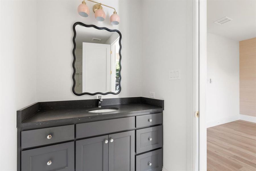 Image 27 of a home in .