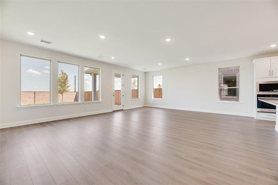 Spacious, unfurnished interior of a new home in Arbors at Legacy Hills, Celina (Image 14).