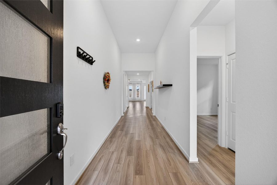 Spacious, unfurnished interior of a new home in Trillium, Richmond (Image 23). Spacious, unfurnished interior of a new home in Trillium, Richmond (Image 23).