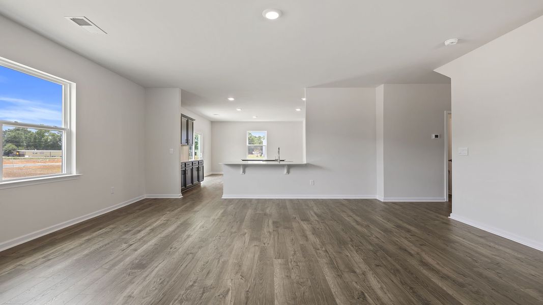 Spacious, unfurnished interior of a new home in Durbin Meadows Traditions, Fountain Inn (Image 21).