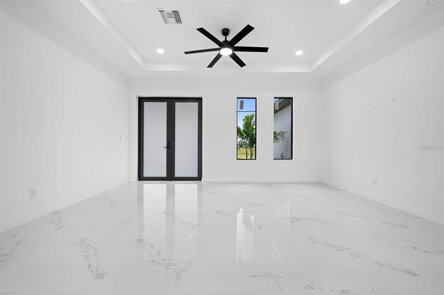 Spacious, unfurnished interior of a new home in , Cape Coral (Image 17). Spacious, unfurnished interior of a new home in , Cape Coral (Image 17).