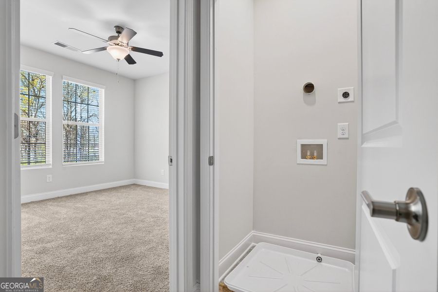 Spacious, unfurnished interior of a new home in Morning Creek Forest, Atlanta (Image 22). Spacious, unfurnished interior of a new home in Morning Creek Forest, Atlanta (Image 22).