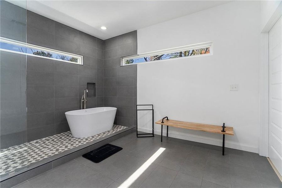 Furnished interior view inside a new home in , Atlanta (Image 5).