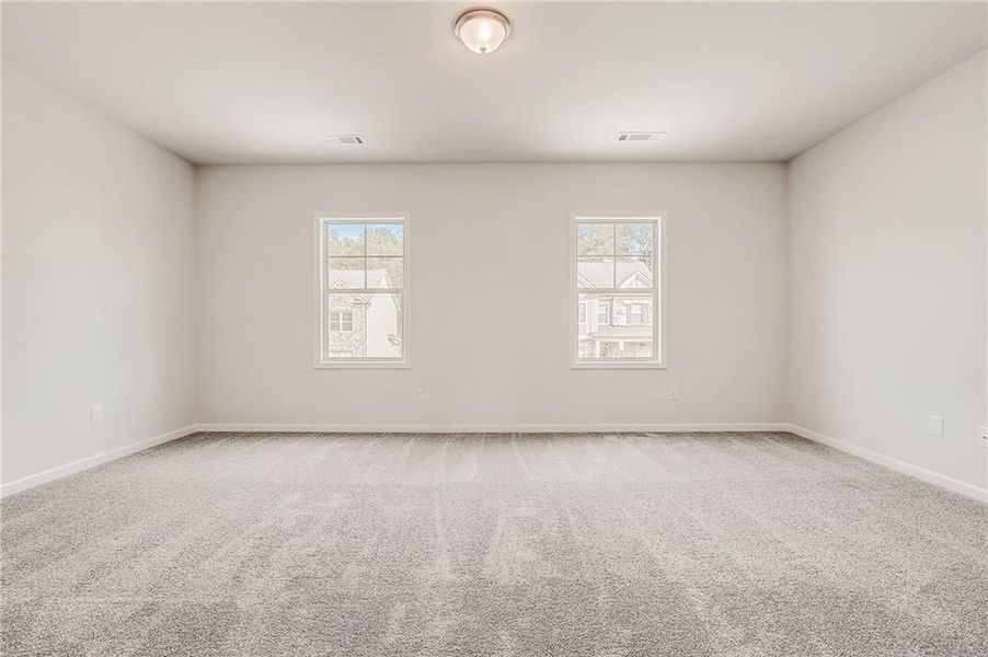 Spacious, unfurnished interior of a new home in Summerlin, Winder (Image 19).