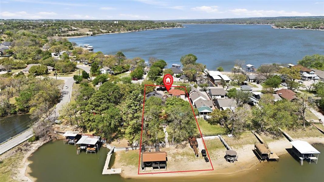 Lot lines are approximate