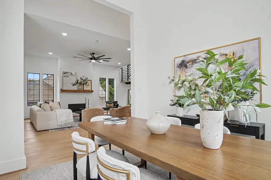 Furnished interior view inside a new home in , Houston (Image 46). Furnished interior view inside a new home in , Houston (Image 46).