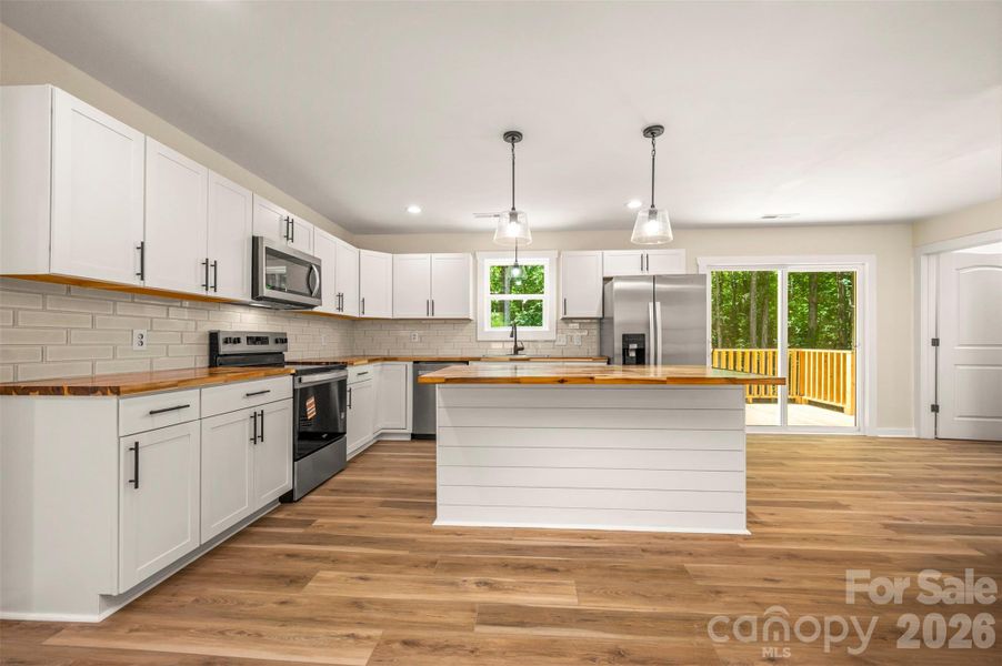 Furnished interior view inside a new home in , Bostic (Image 8).