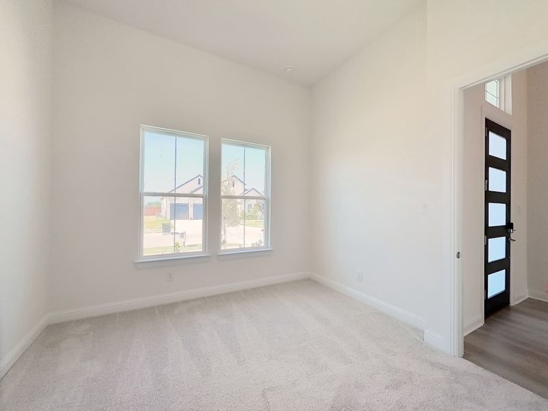 Spacious, unfurnished interior of a new home in Polo Ridge, Mesquite (Image 22).