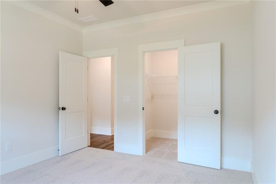 Spacious, unfurnished interior of a new home in Weslyn Park, Social Circle (Image 16).