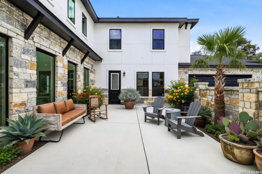 Exterior details and patio area of a home in , New Braunfels (Image 43).