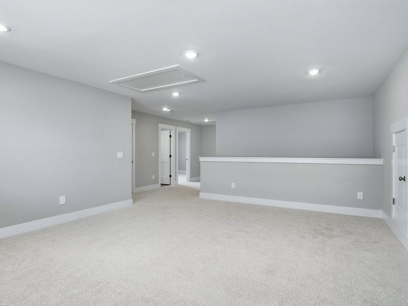 Spacious, unfurnished interior of a new home in Watkins Glen, Raleigh (Image 17).