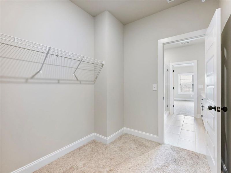 Spacious, unfurnished interior of a new home in Apalachee Overlook, Winder (Image 26).