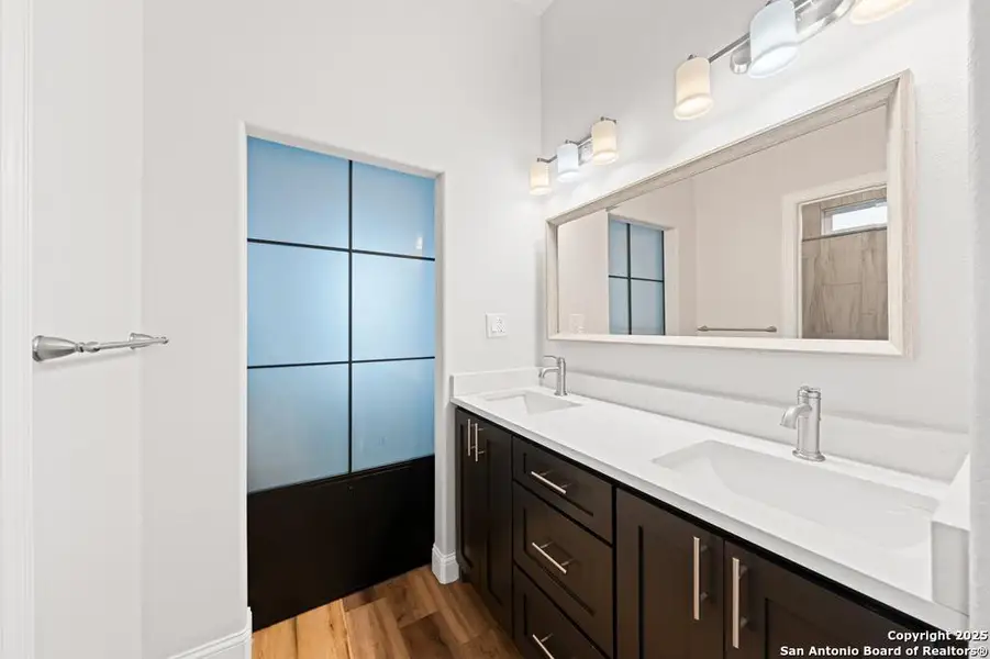 Furnished interior view inside a new home in , Kerrville (Image 3).