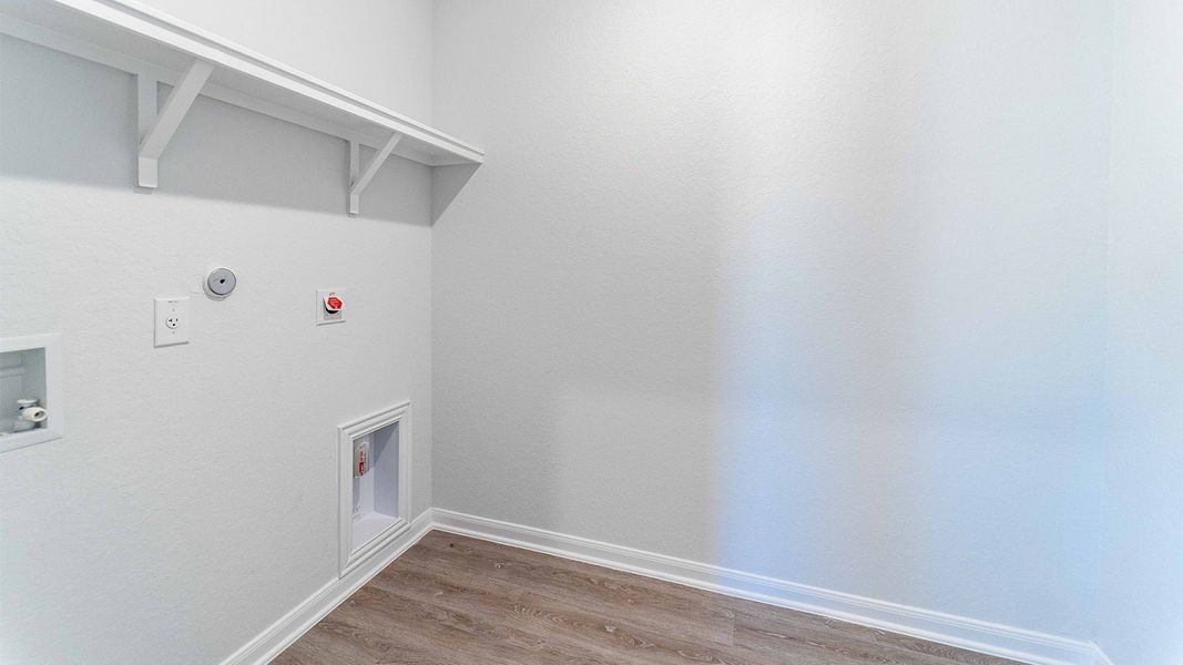 Spacious, unfurnished interior of a new home in Willow View, Converse (Image 34).