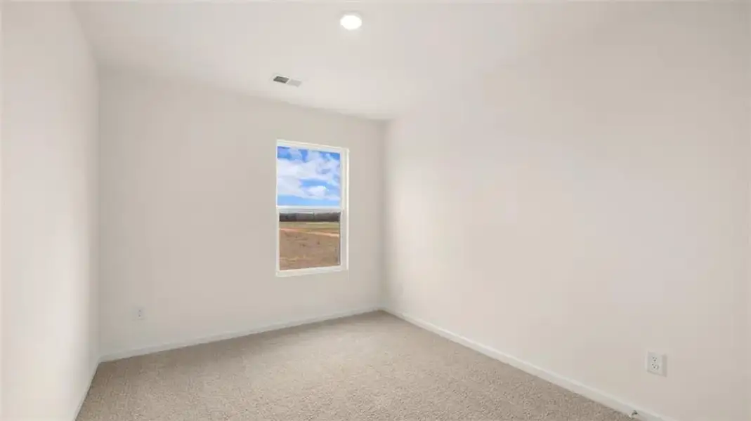 Spacious, unfurnished interior of a new home in The Gables at Agricultural Village, Perry (Image 18).
