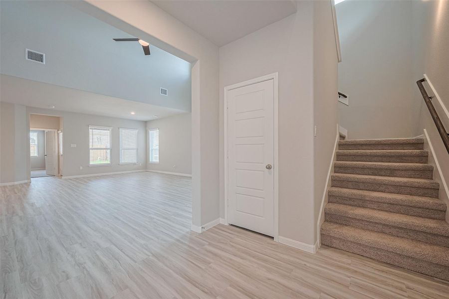 Image 14 of a home in Sunterra.