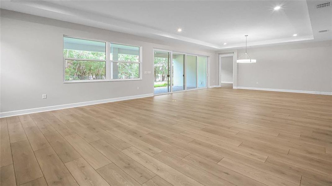 Spacious, unfurnished interior of a new home in Cresswind at Hammock Oaks, Lady Lake (Image 57). Spacious, unfurnished interior of a new home in Cresswind at Hammock Oaks, Lady Lake (Image 57).
