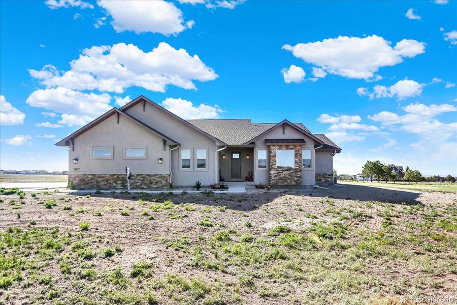 Image 47 of a home in .