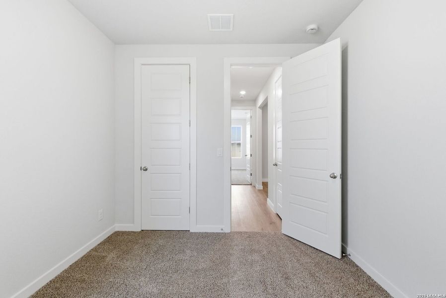 Spacious, unfurnished interior of a new home in , San Antonio (Image 29).