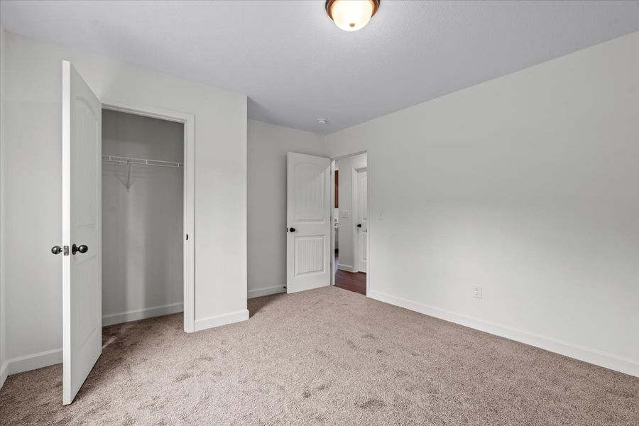 Representative unfurnished interior of a home built from the Kline by Enchanted Homes in Gentry Place, Spartanburg (Image 19).