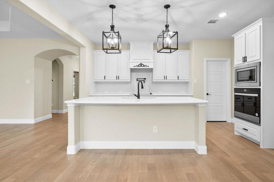 Furnished interior view inside a new home in Massey Meadows, Midlothian (Image 5).