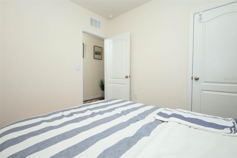 Spacious, unfurnished interior of a new home in Windrose, Apopka (Image 20).