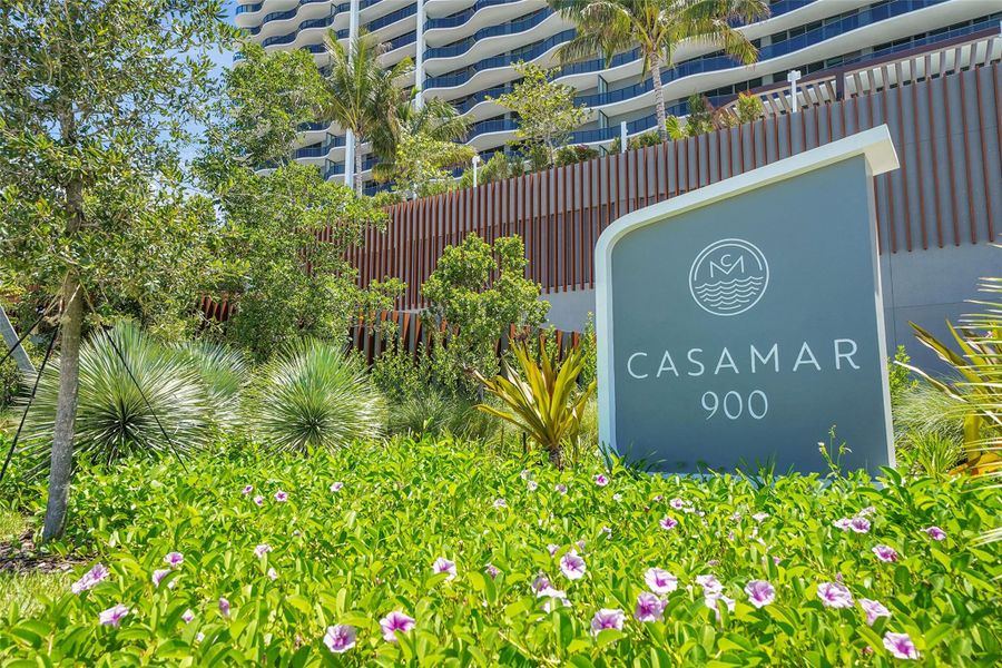 Entrance sign Entrance sign