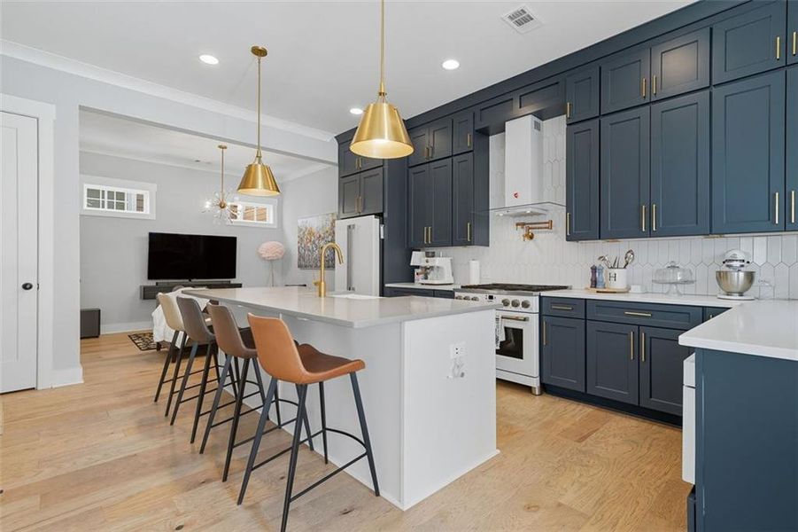 Furnished interior view inside a new home in , Woodstock (Image 17).