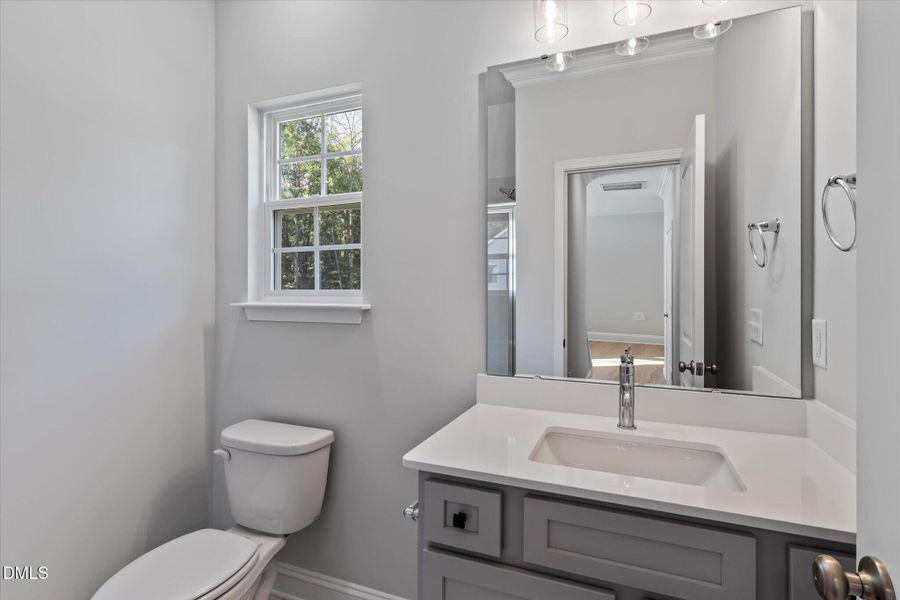 18-5504 Jaeger Drive Full Bath 1 18-5504 Jaeger Drive Full Bath 1