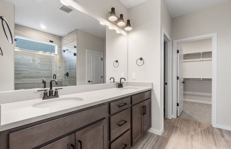 Furnished interior view inside a new home in Independence, Elizabeth (Image 10).