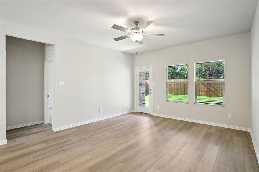 Photo is not of the actual home, but is an inspirational photo of builder’s model home and may depict options, furnishings, and/or decorator features that are not included.