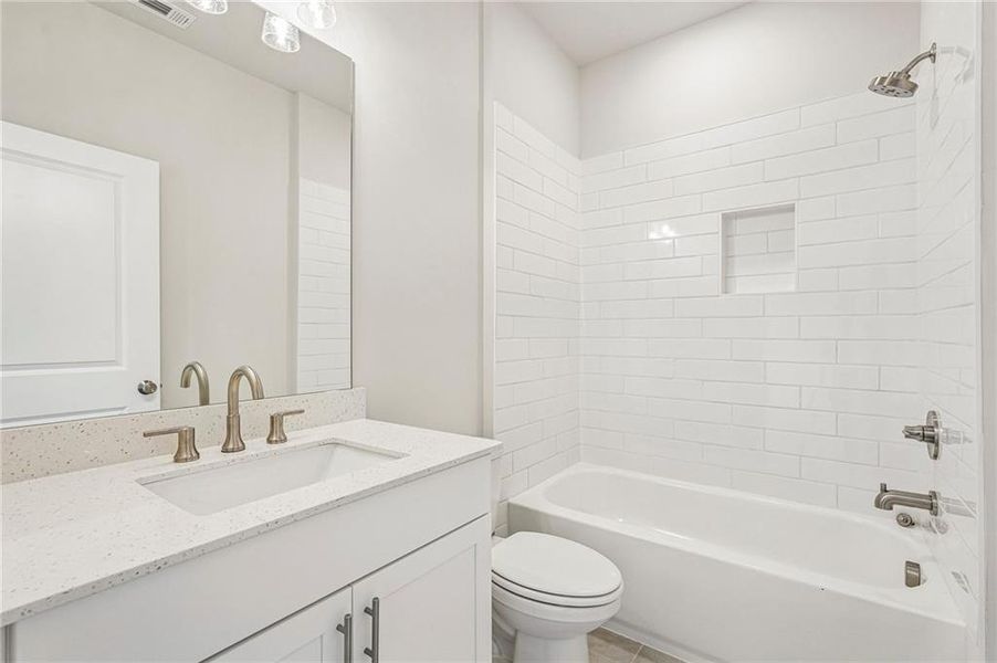 Furnished interior view inside a new home in Waterside Townhomes, Peachtree Corners (Image 9). Furnished interior view inside a new home in Waterside Townhomes, Peachtree Corners (Image 9).